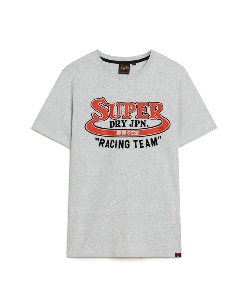 camiseta clássica com estampa gráfica repaginada na cor cinza mesclado.