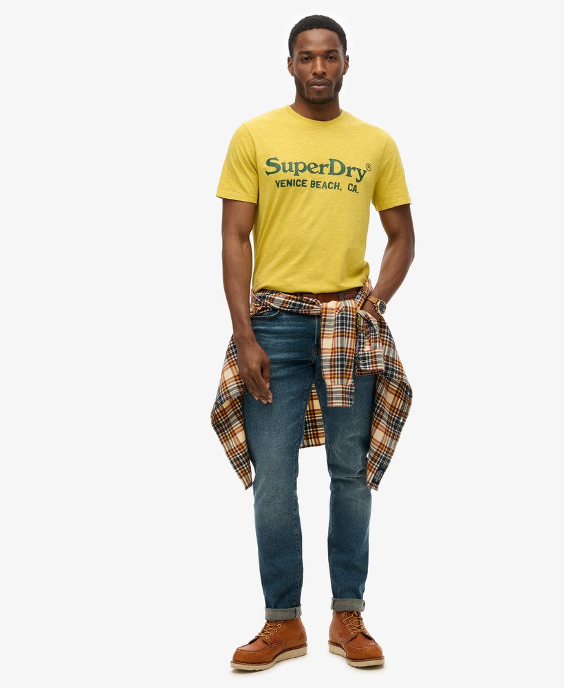 camiseta venue classic logo na cor oil yellow slub