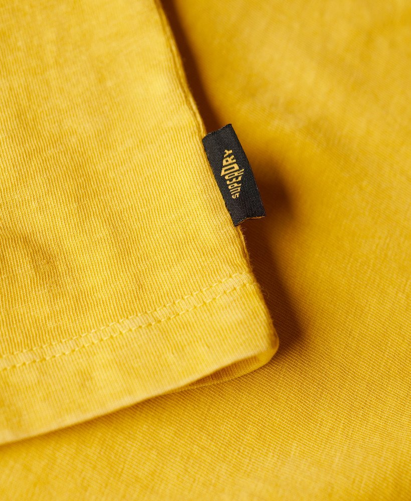 camiseta venue classic logo na cor oil yellow slub