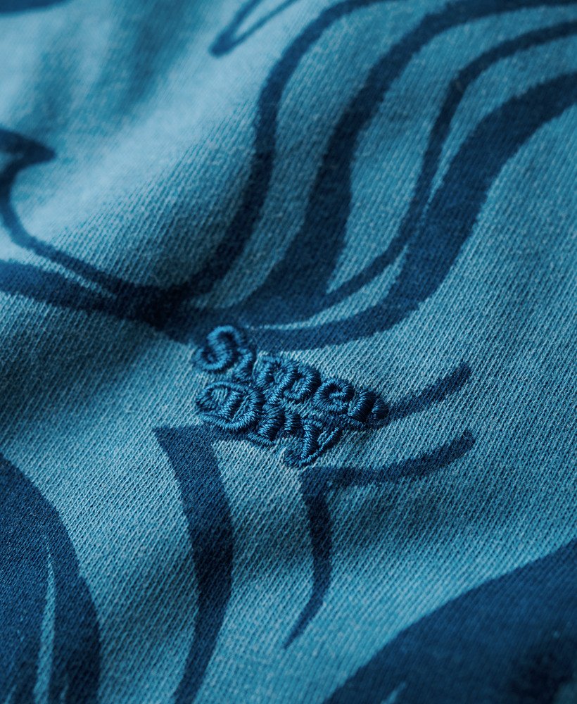 camiseta vintage tingida com estampa na cor azul quayside.