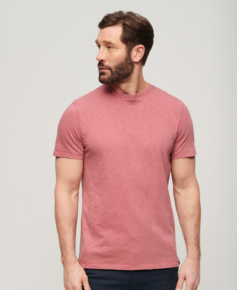 camiseta de manga curta com gola redonda em tecido texturizado rosa mesa.