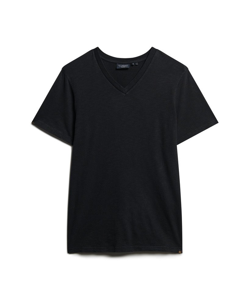 camiseta de manga curta com decote em v na cor preta.
