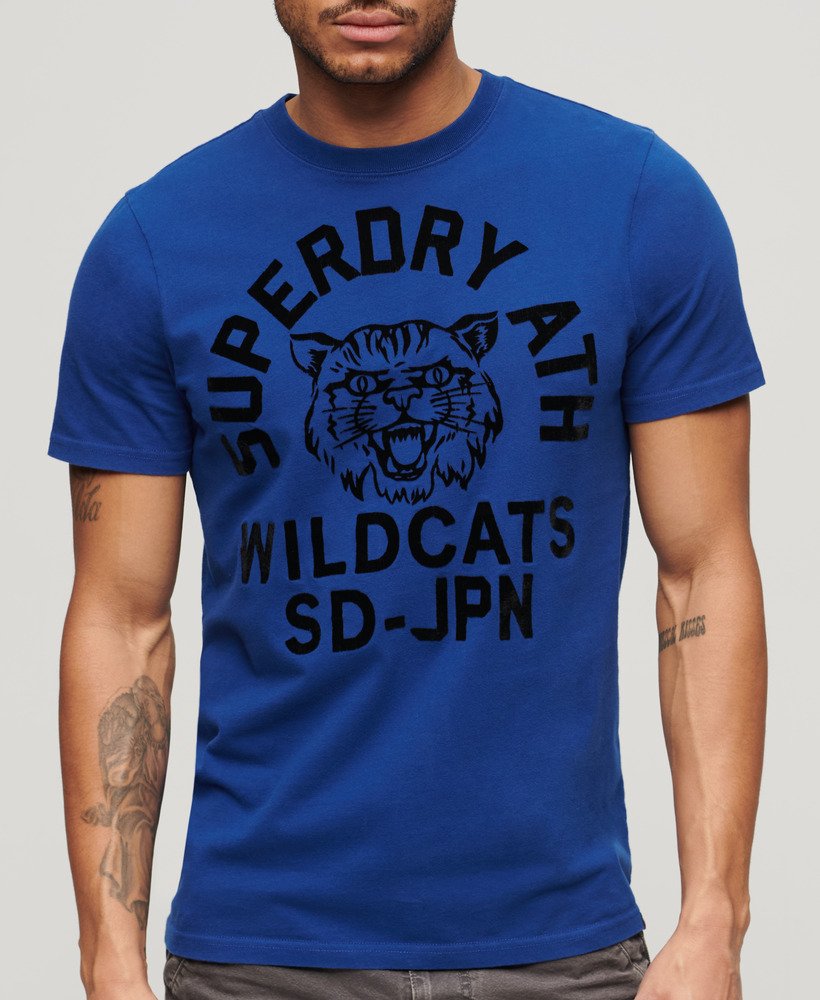 camiseta esportiva de atletismo com estampa na cor azul real.