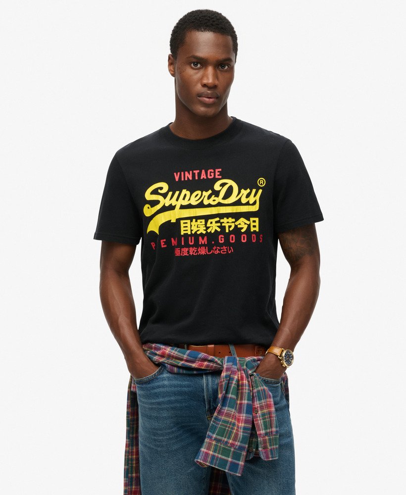 camiseta vintage logo duo na cor preta jet