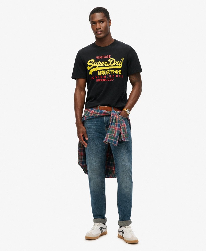 camiseta vintage logo duo na cor preta jet
