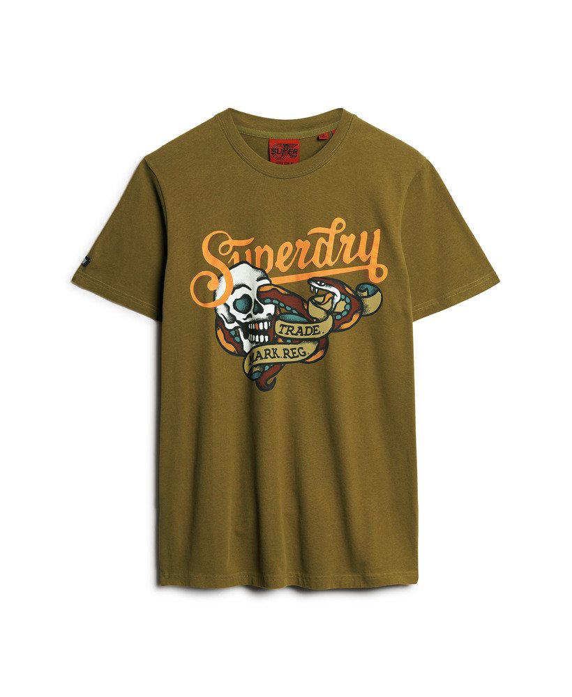 camiseta tattoo script na cor verde abeto