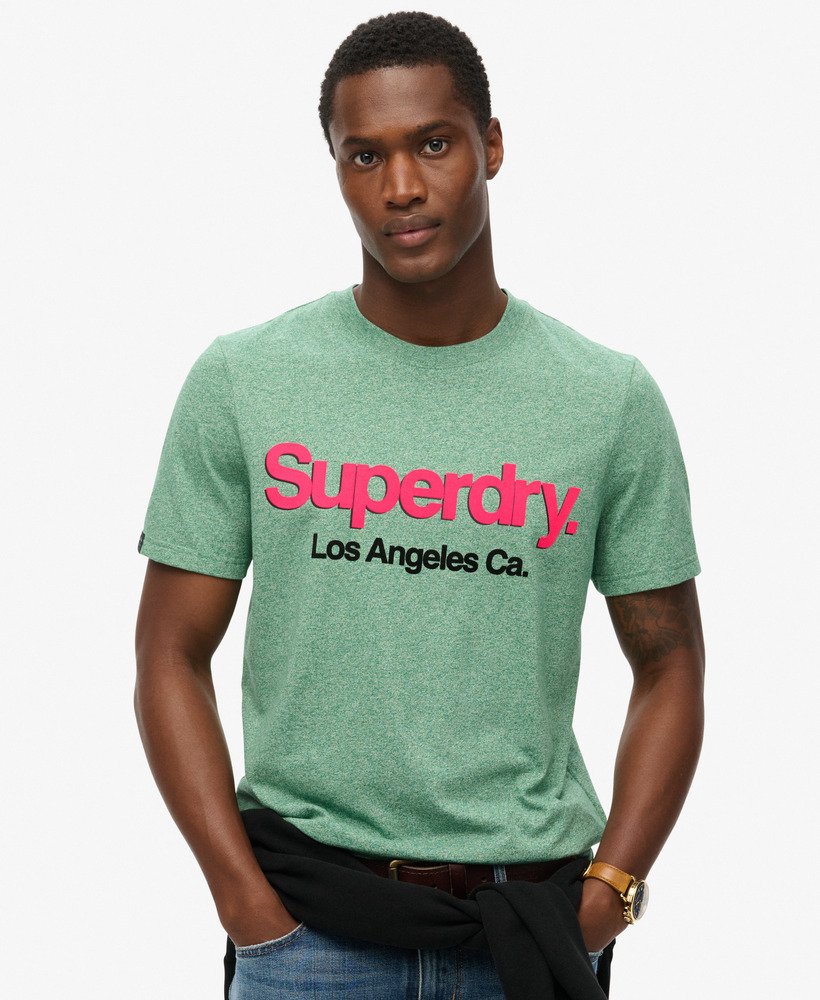 camiseta clássica core logo com lavagem especial em verde vibrante grit.