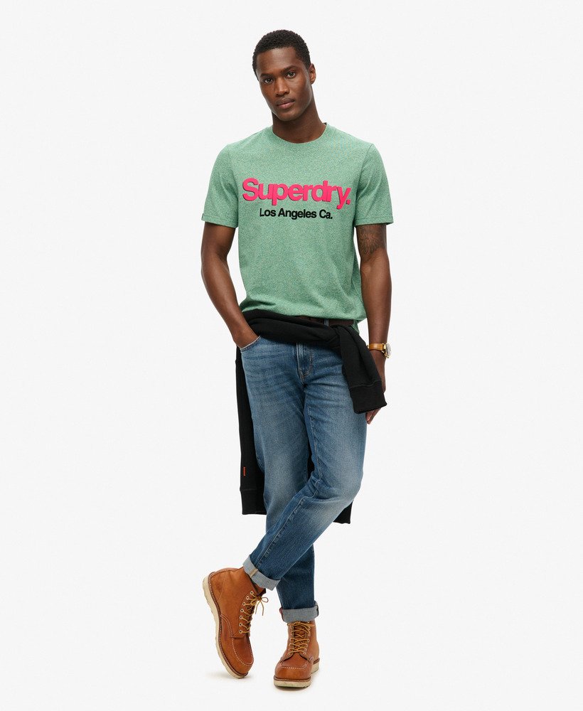 camiseta clássica core logo com lavagem especial em verde vibrante grit.