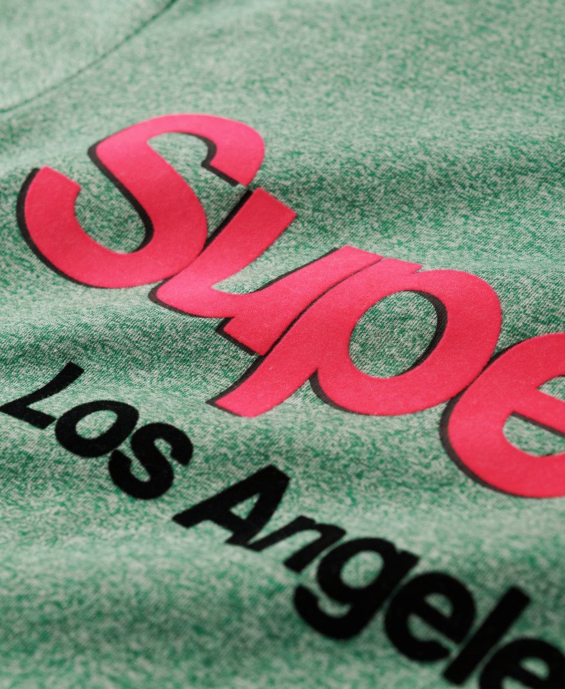 camiseta clássica core logo com lavagem especial em verde vibrante grit.