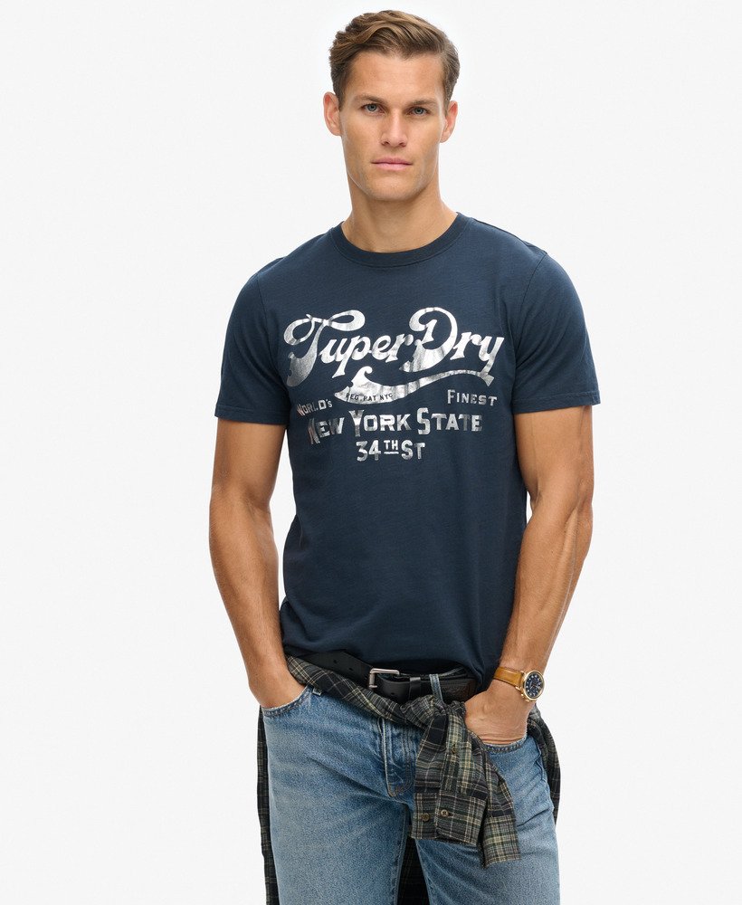 camiseta gráfica metálica workwear na cor eclipse navy slub