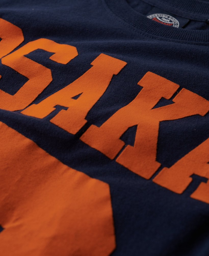camiseta gráfica osaka 6 em azul marinho mesclado