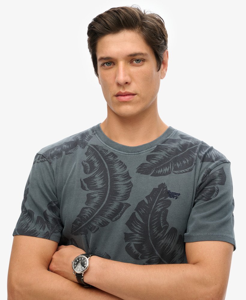 camiseta vintage com estampa overdye na cor azul-marinho eclipse.