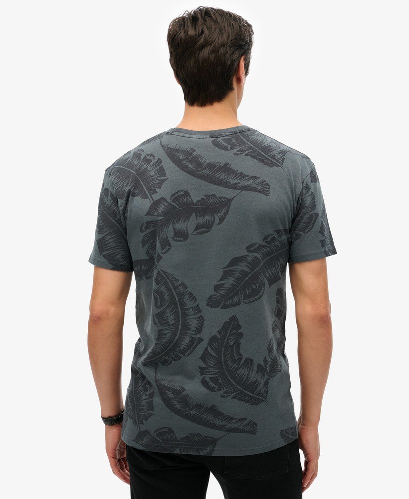 camiseta vintage com estampa overdye na cor azul-marinho eclipse.