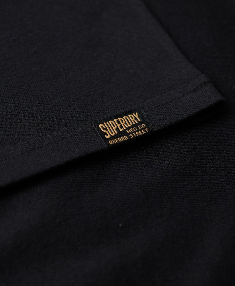 camiseta vintage logo heritage com estampa no peito na cor nero black mescla.