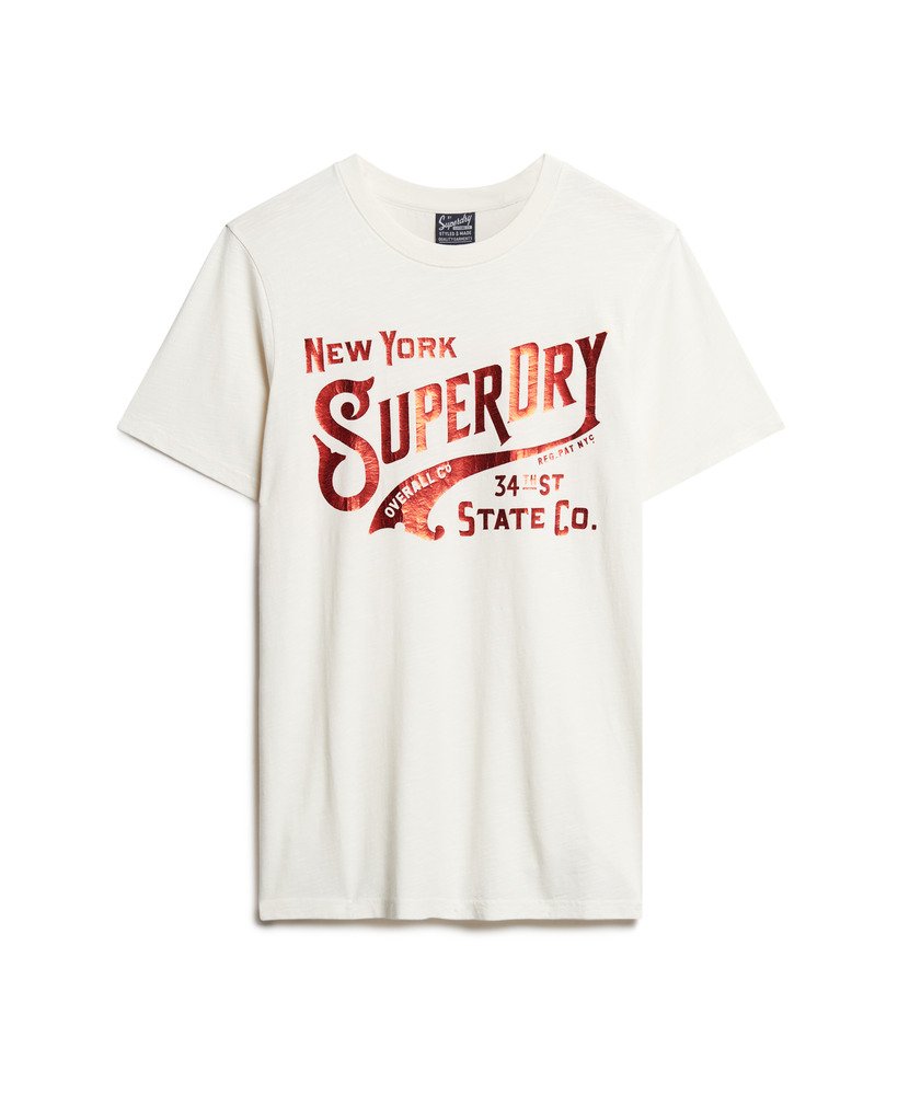 camiseta gráfica metálica workwear em tecido texturizado branco inverno.