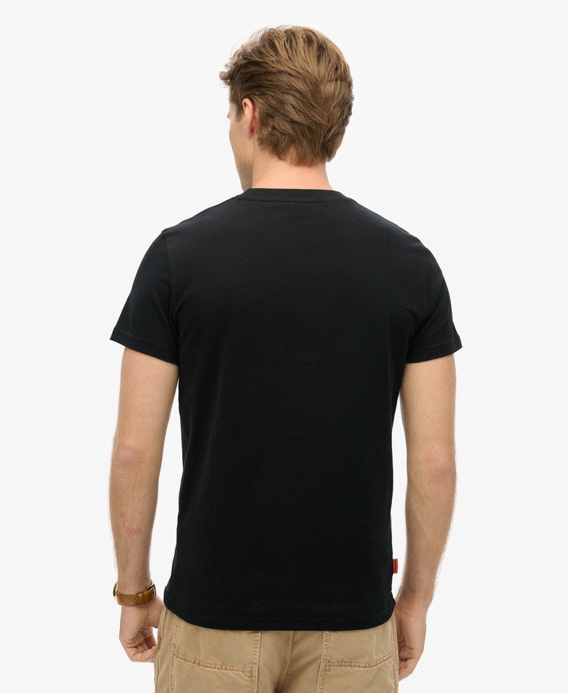 camiseta essential logo em algodão orgânico na cor pretapreta