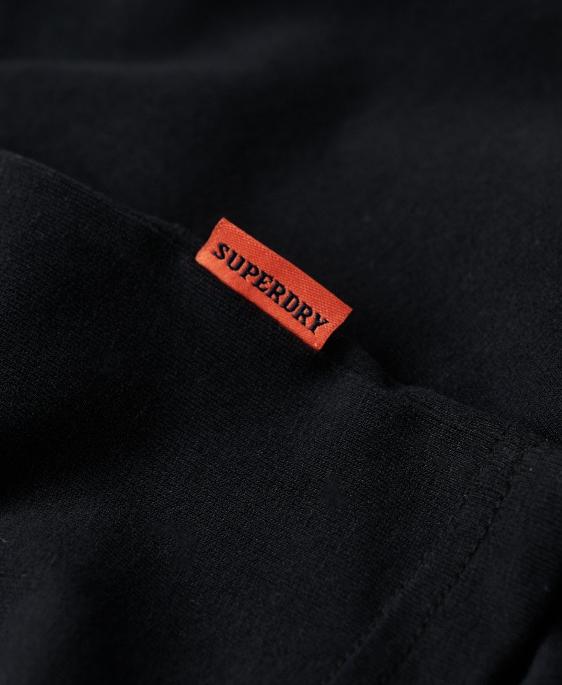camiseta essential logo em algodão orgânico na cor pretapreta