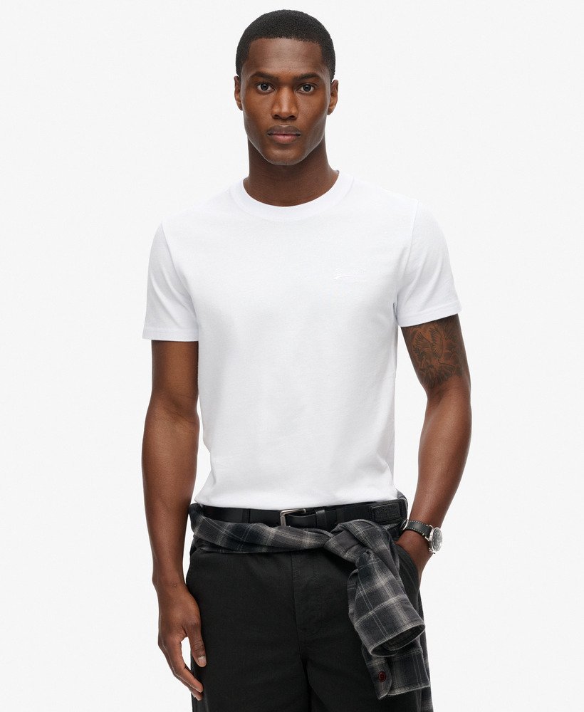 camiseta essential logo em algodão orgânico na cor ÓpticaÓptica