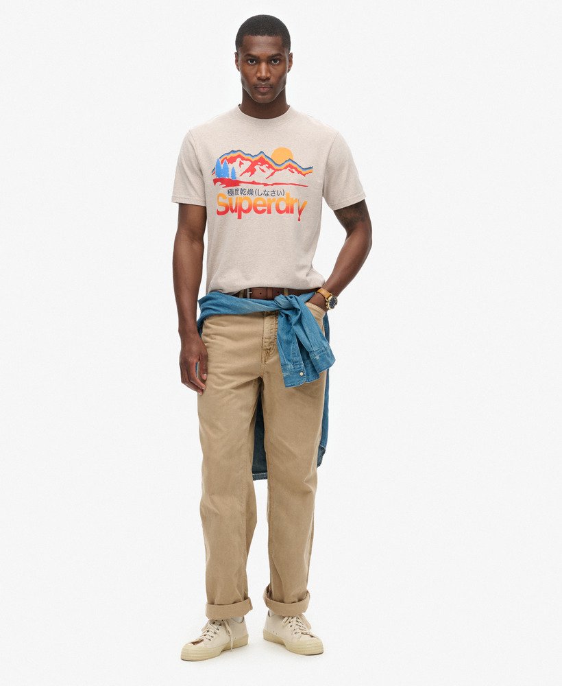 camiseta com estampa great outdoors na cor bege mesclado lavin.