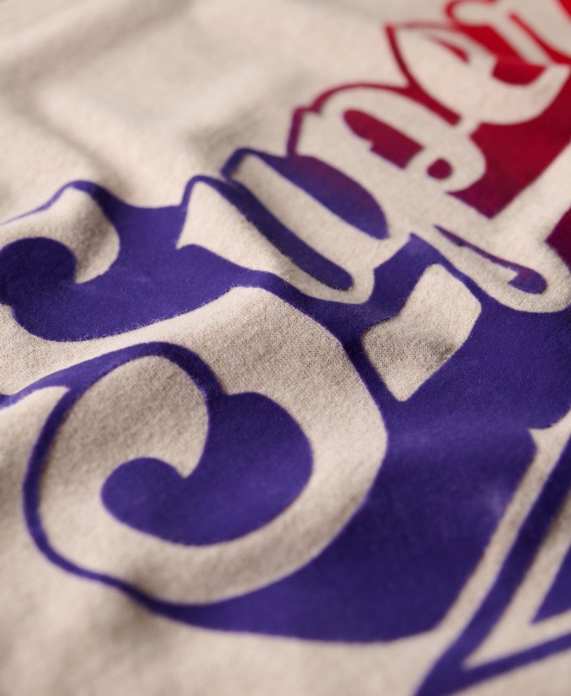 camiseta com estampa degradê flocada na cor bege mesclado lavin