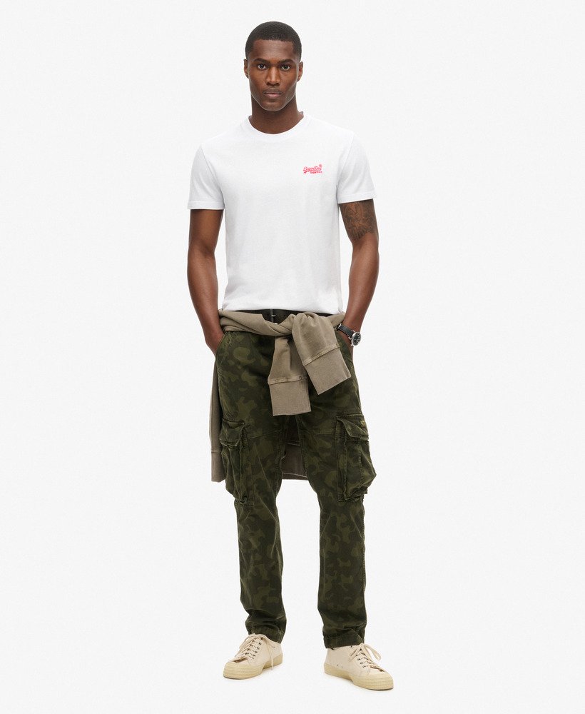 camiseta essential logo em algodão orgânico na cor laranja óticade segurança.
