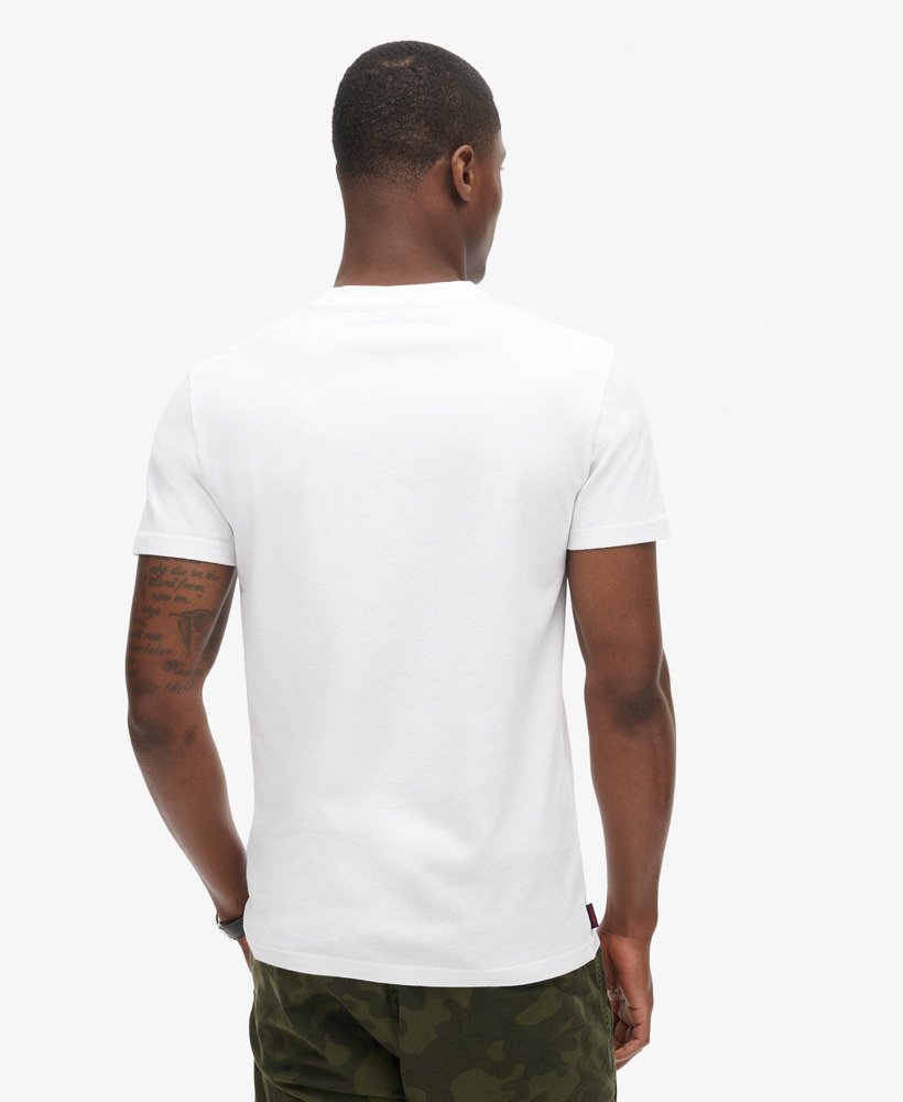 camiseta essential logo em algodão orgânico na cor laranja óticade segurança.