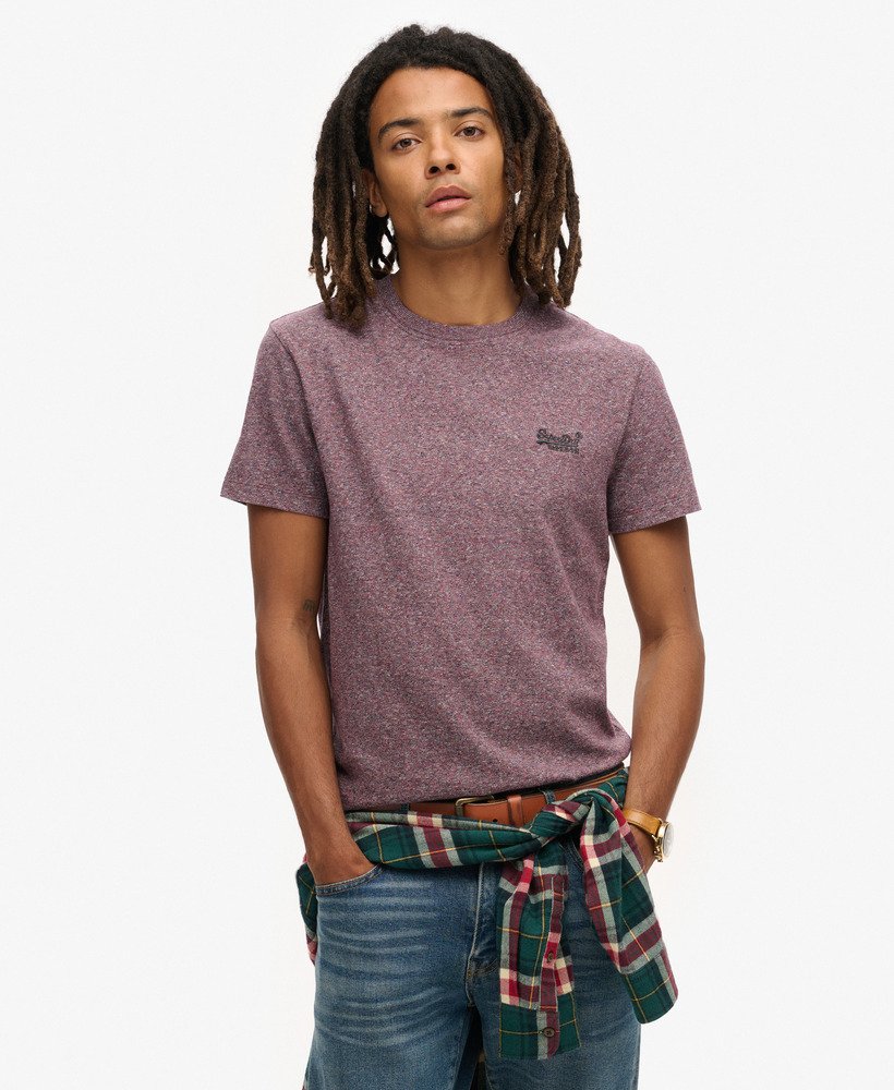 camiseta essential logo em algodão orgânico na cor cinza porto grindle feeder