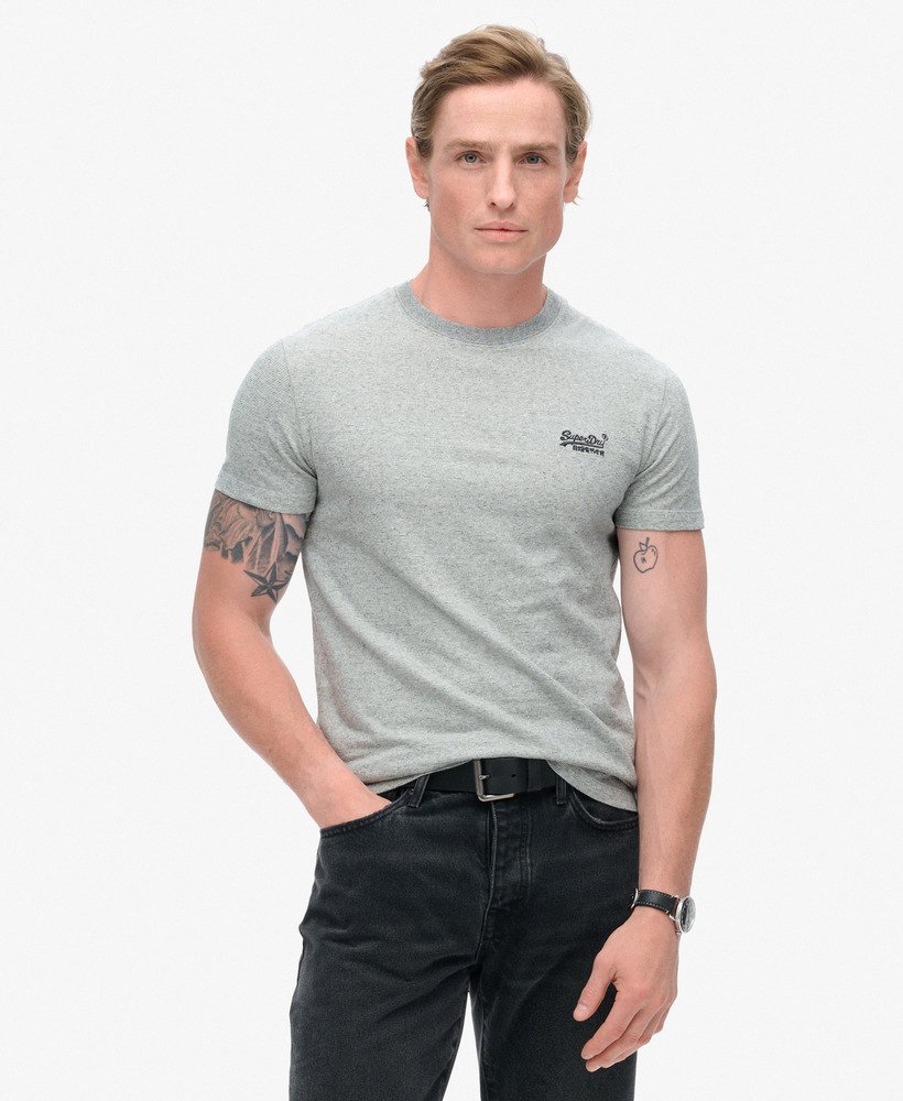 camiseta essential logo em algodão orgânico cinza claro grindle feeder