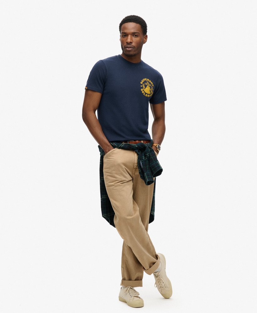 camiseta outdoor graphic na cor navy mesl