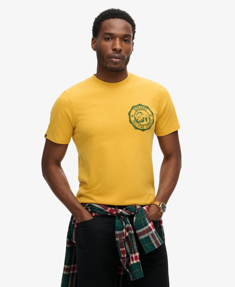 camiseta outdoor graphic em amarelo mostarda mesclado