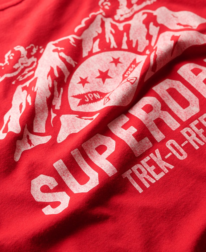 camiseta outdoor graphic na cor ferra red mesclada