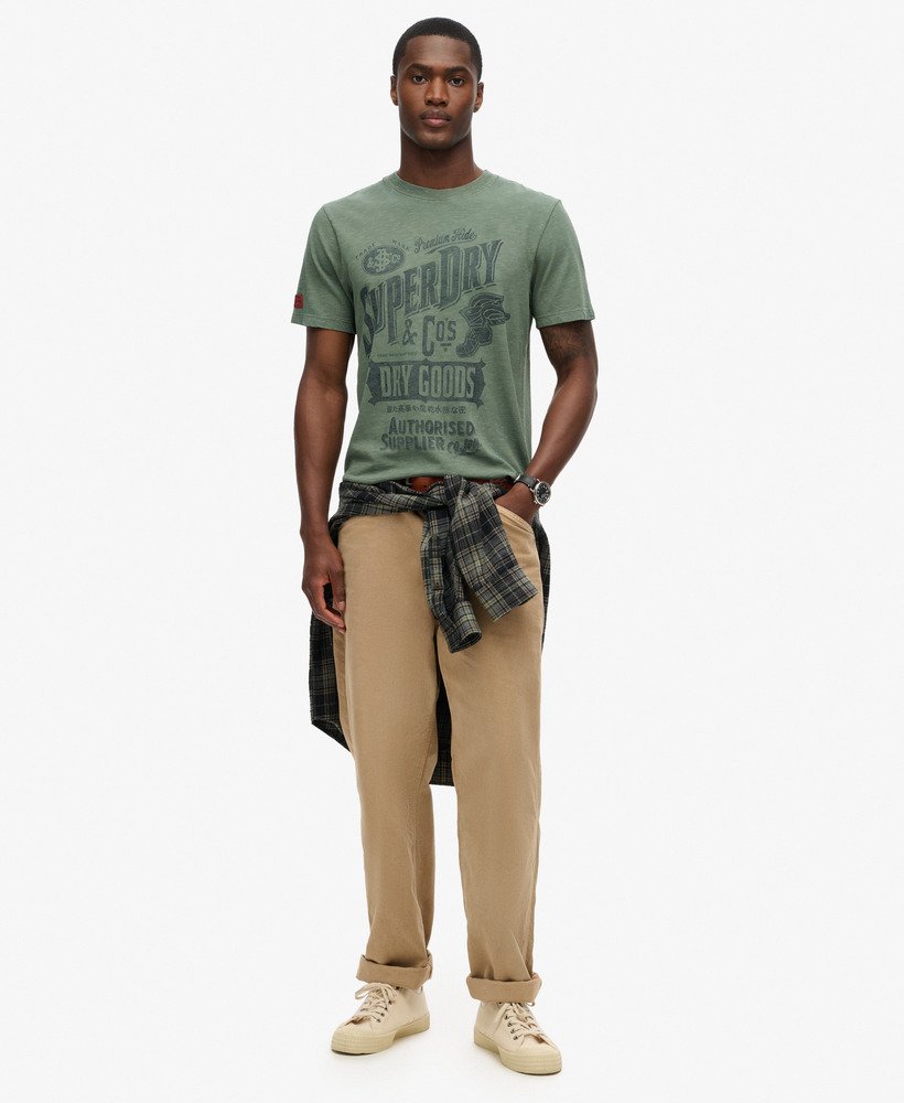 camiseta workwear com estampa script em tecido laurel khaki slub