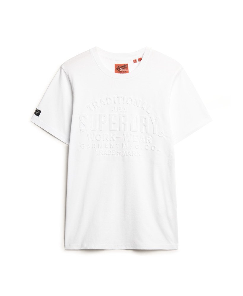 camiseta com estampa de logo em relevo na cor branco inverno