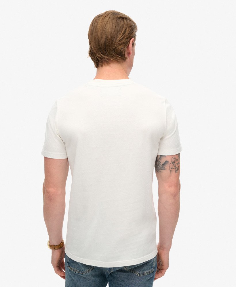 camiseta gráfica de atletismo na cor branca giz.