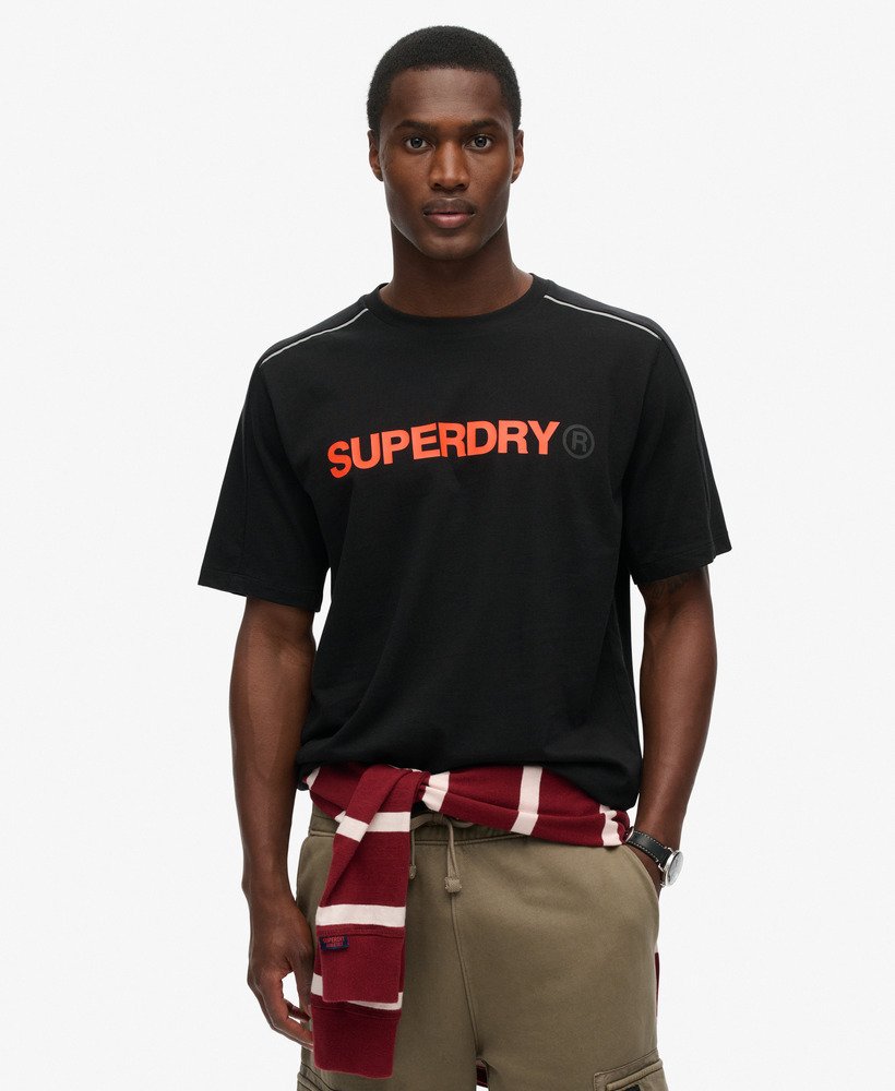 camiseta relaxed com logo de tecnologia na cor preta