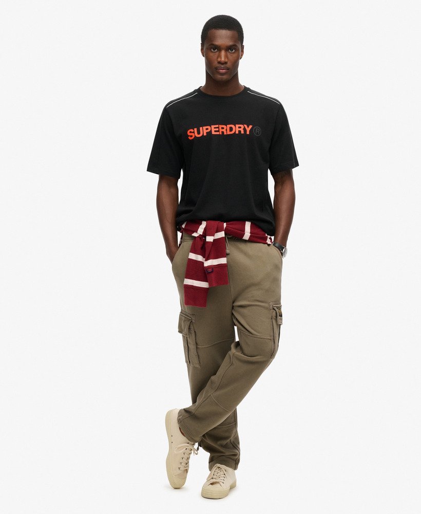 camiseta relaxed com logo de tecnologia na cor preta