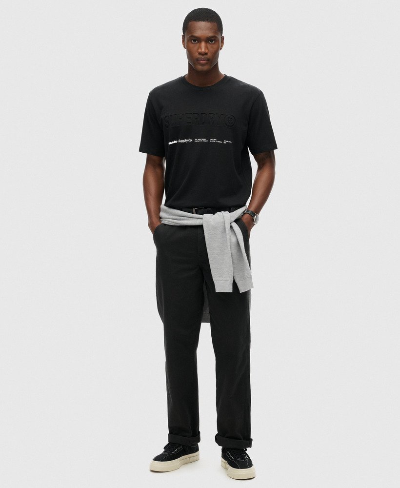 camiseta folgada utility sport logo na cor preta