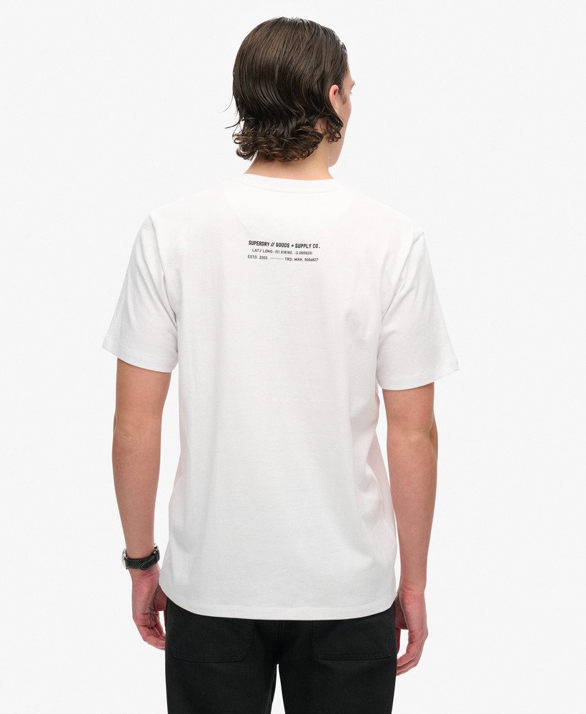 camiseta folgada utility sport logo na cor branca brilhante