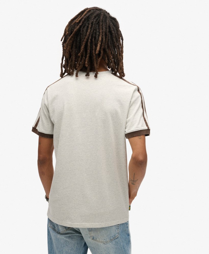 camiseta essential logo retro listrada em cinza relâmpago grindle