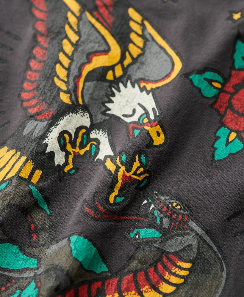 camiseta folgada com estampa de tatuagem nas costas na cor carvÃo
