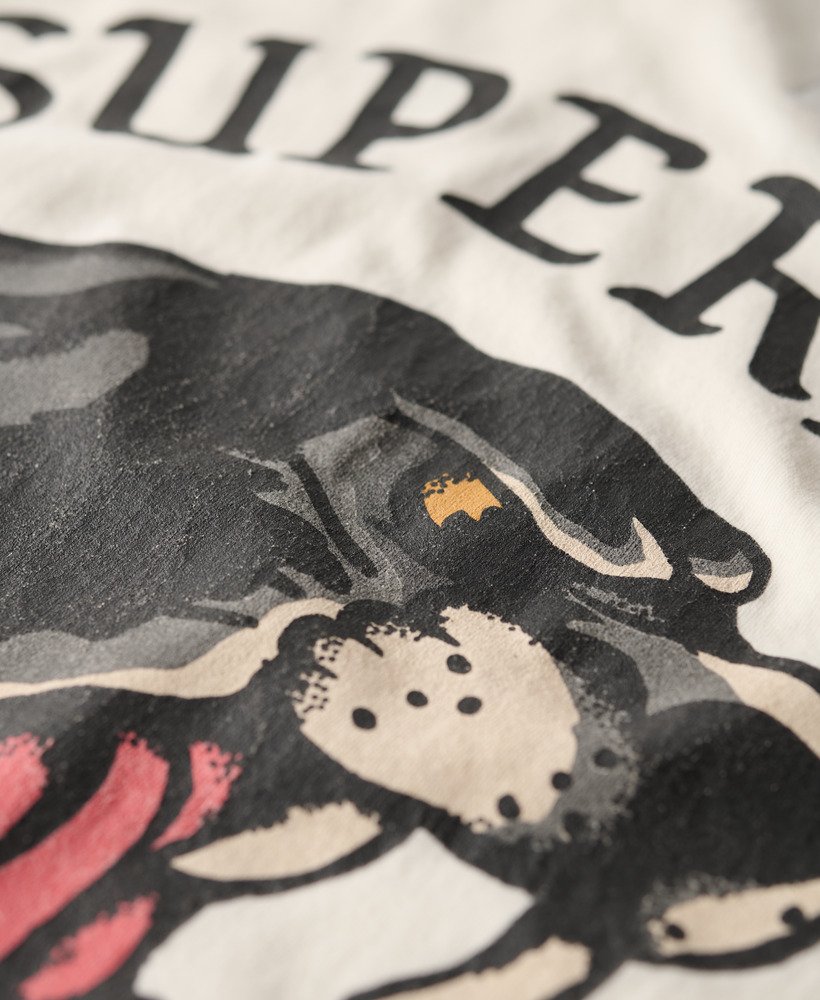 camiseta folgada com estampa de tatuagem nas costas na cor branco inverno