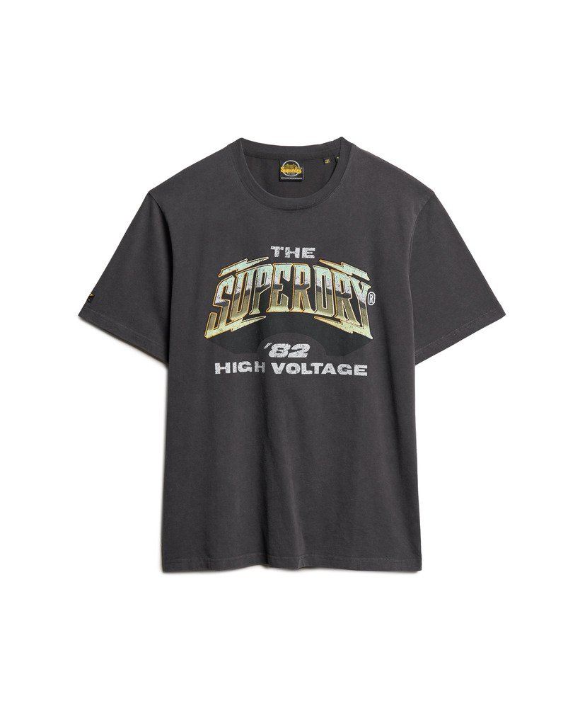 camiseta com estampa de banda de rock dos anos 70 na cor blackboard