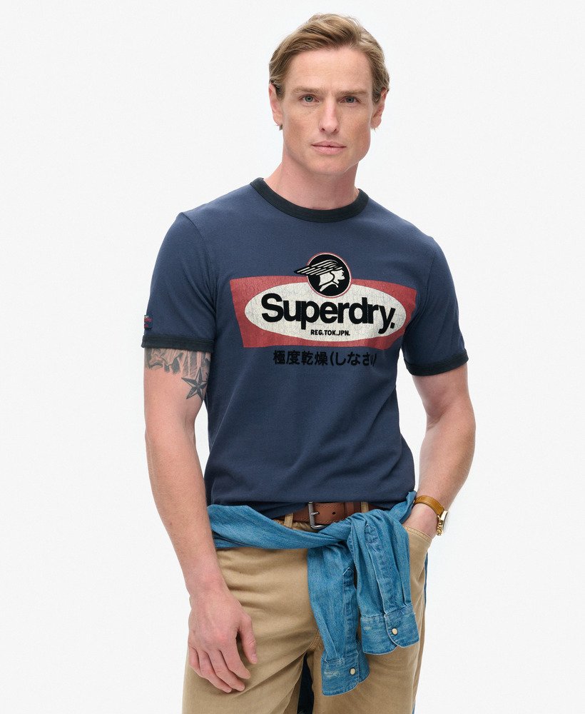 camiseta gráfica core logo ringer workwear na cor azul marinho mais intenso