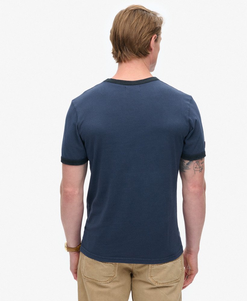 camiseta gráfica core logo ringer workwear na cor azul marinho mais intenso