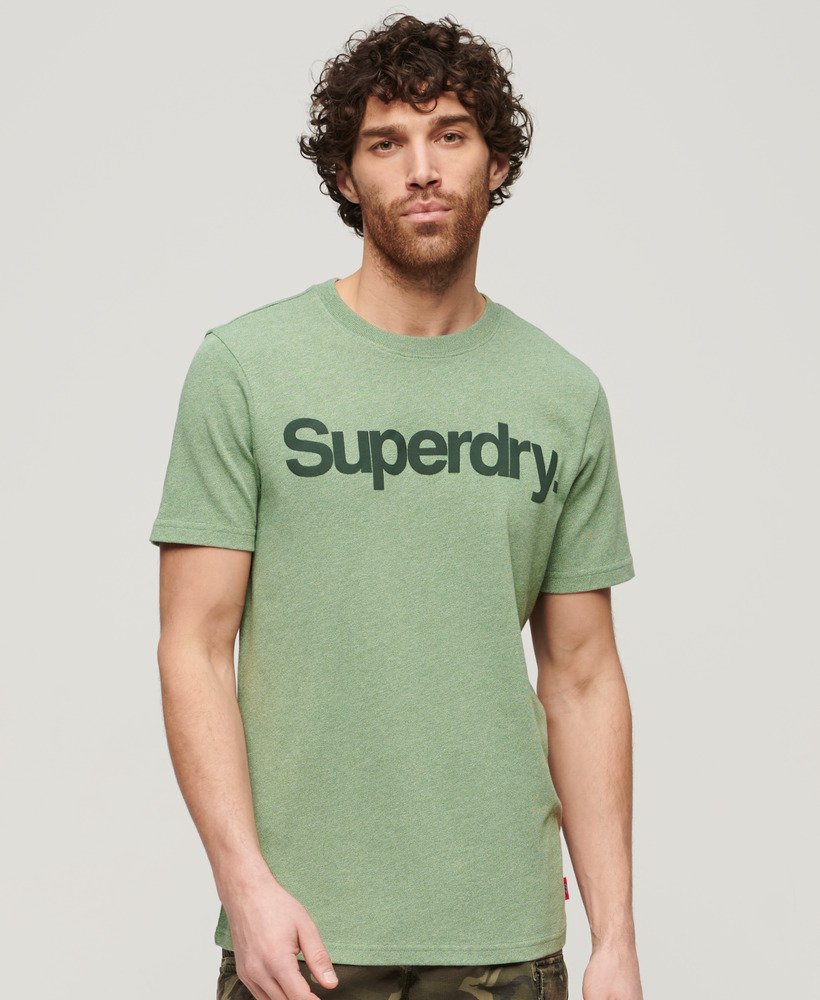 camiseta clássica vintage core logo na cor verde portland grit