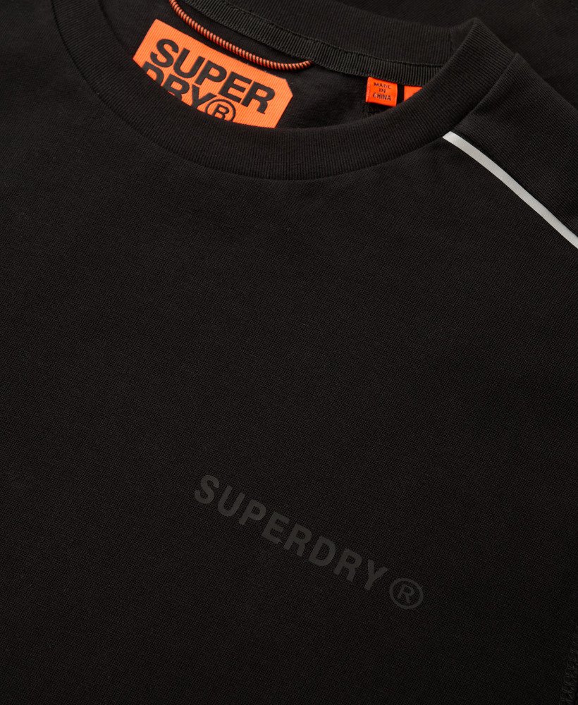 camiseta tech logo relaxed na cor pretarefletiva