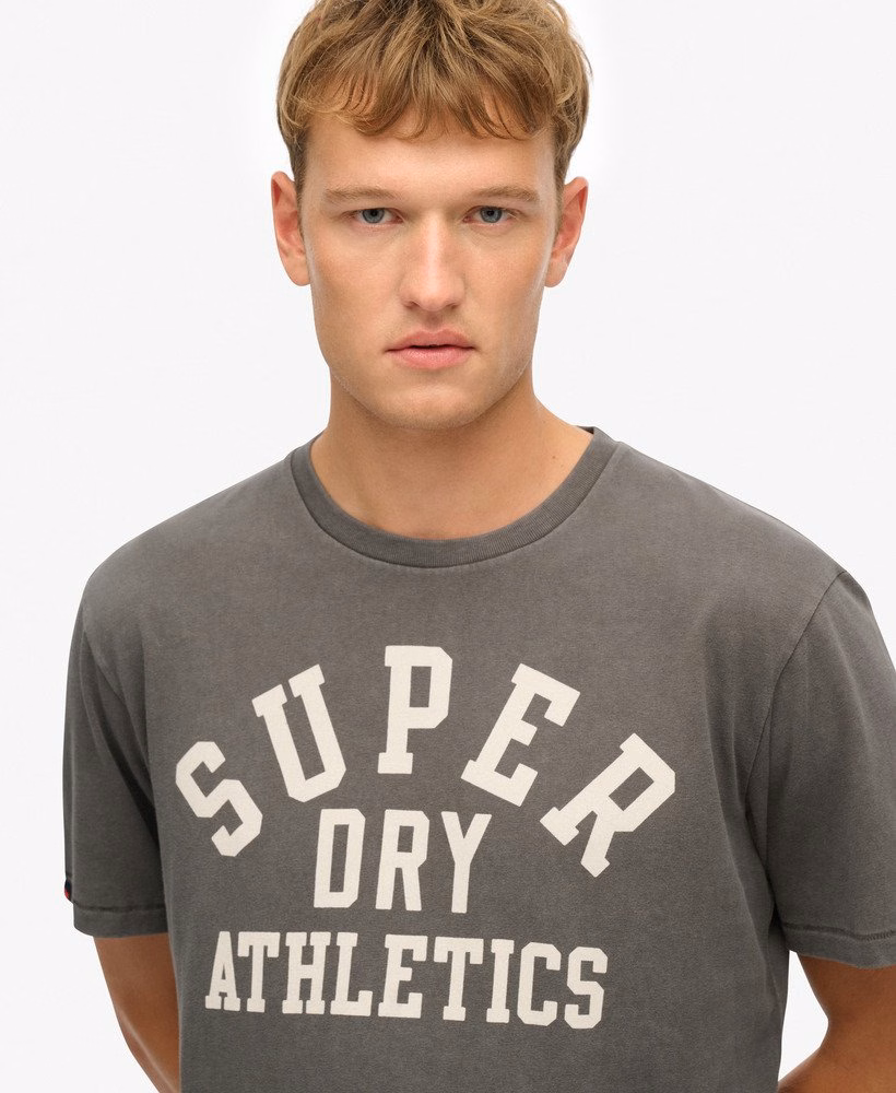 Camiseta Vintage Esportiva Essencial com Estampa