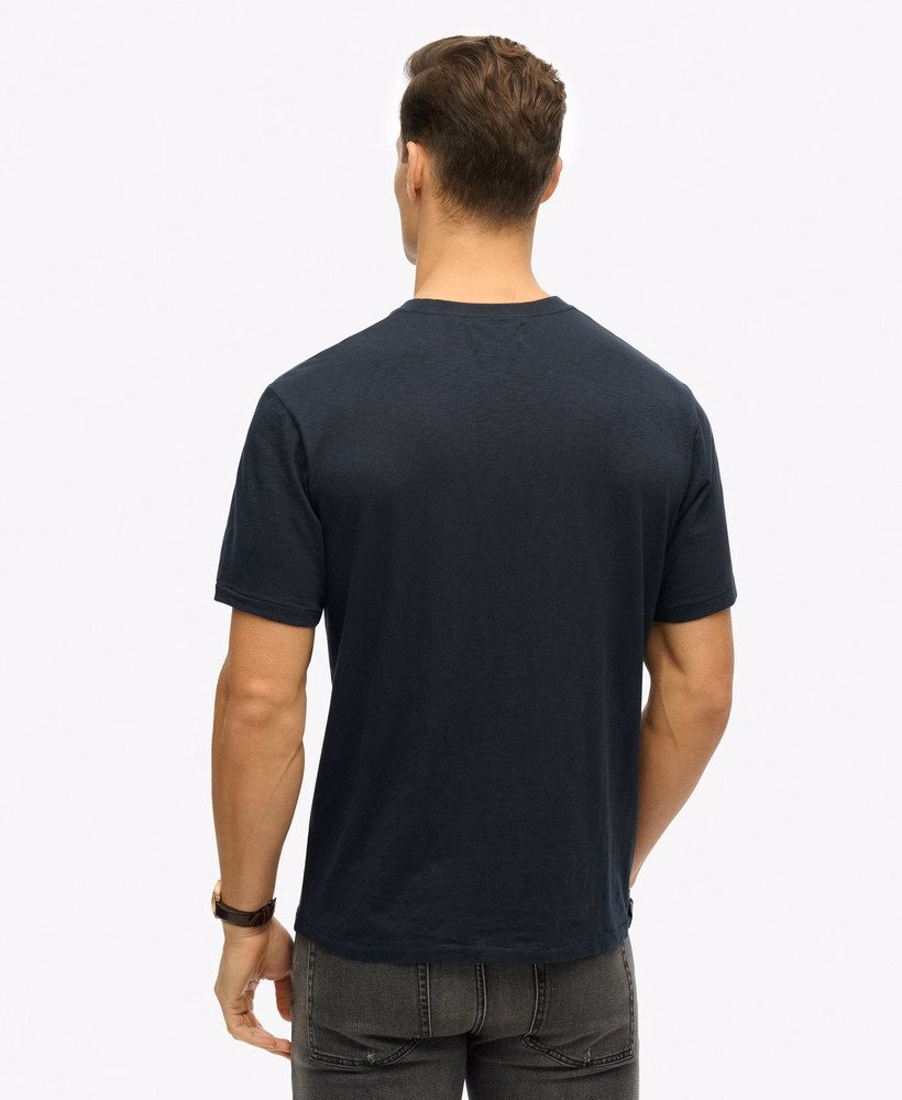 Loja Merchant - Camiseta com estampa