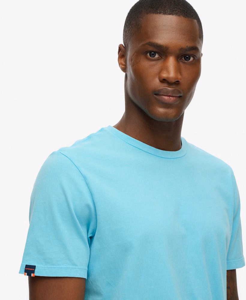 Camiseta Essencial Clássica