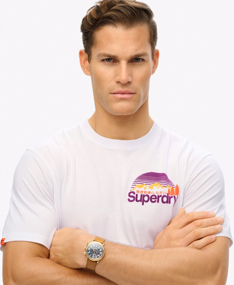 Camiseta Core Logo Great Outdoors Chest